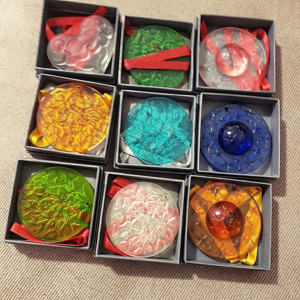 Lalique Christmas Ornaments From Years 1988 to 1996